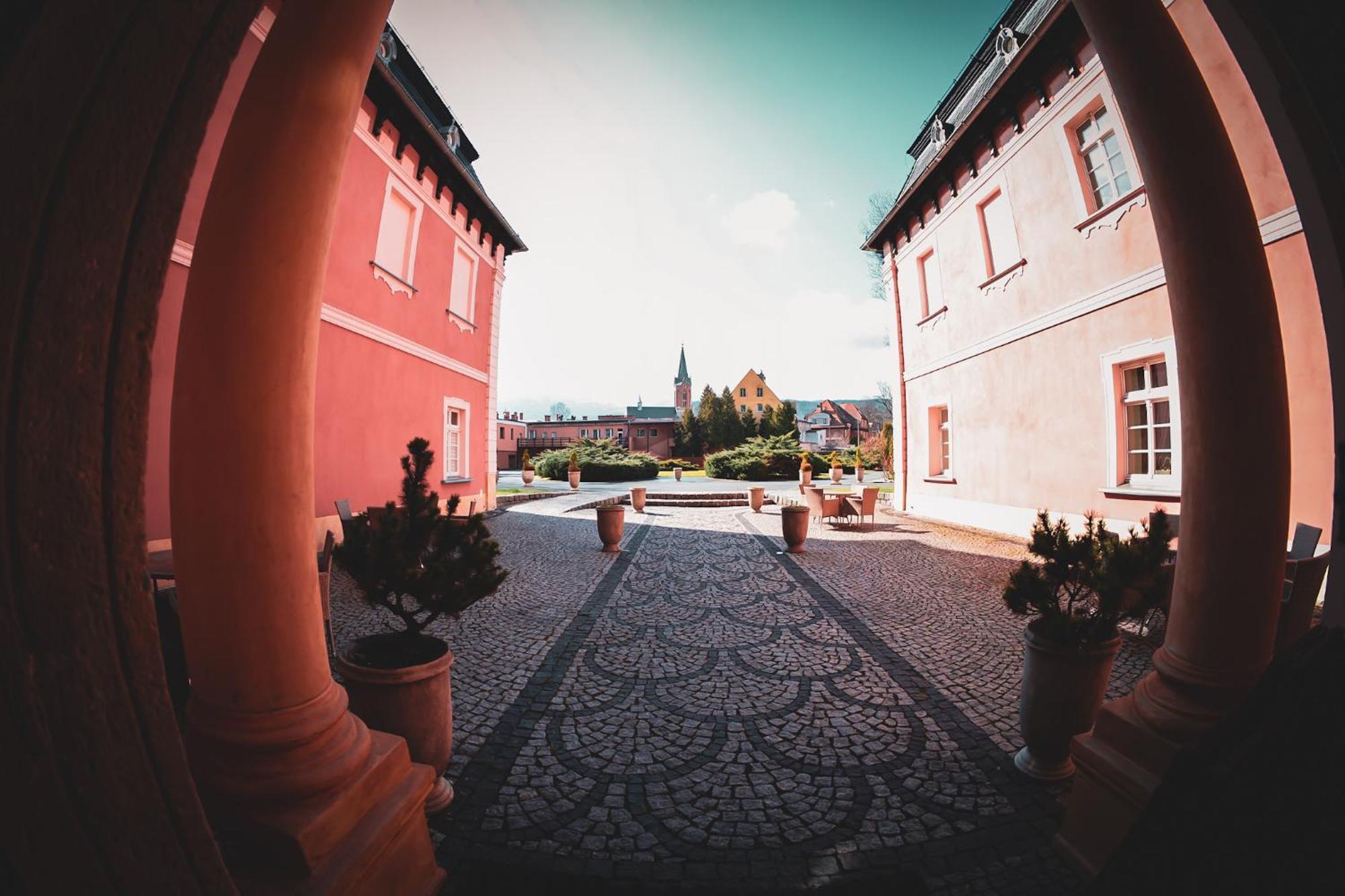 Palac Spiz Milkow Kolo Karpacza Exterior foto